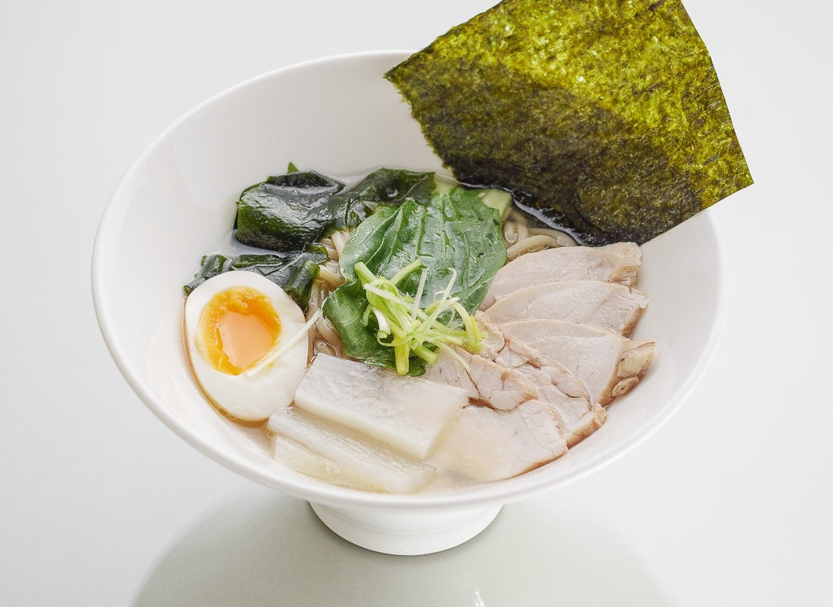 Shio рамен с курицей